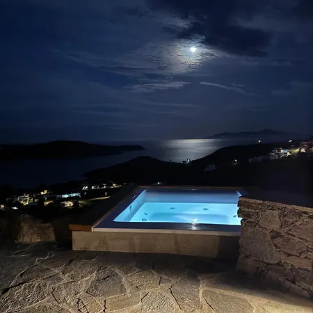 To Petrino Serifos * Livadakia