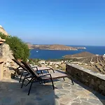 To Petrino Serifos Livadakia